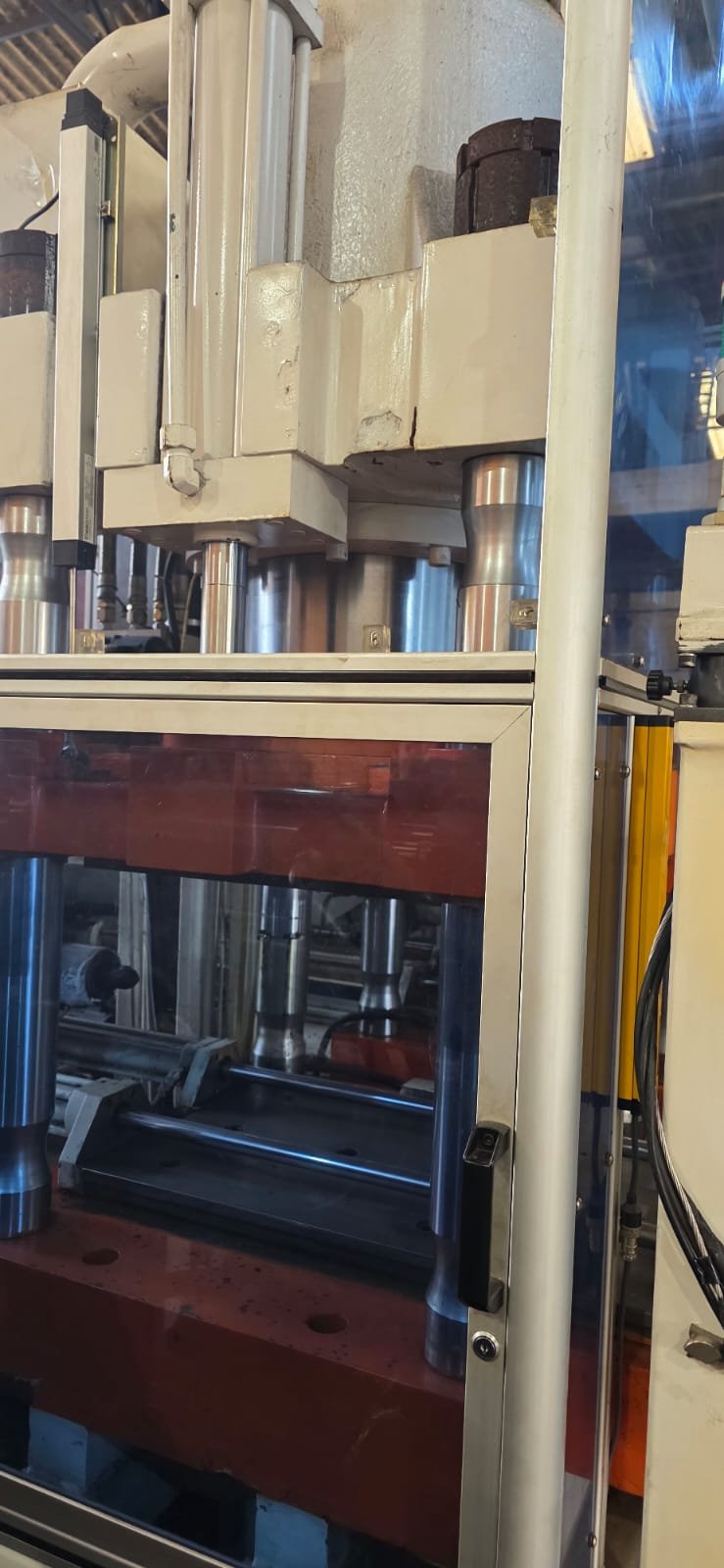 WhatsApp Image 2025-12-12 at 10.15.13 (2)