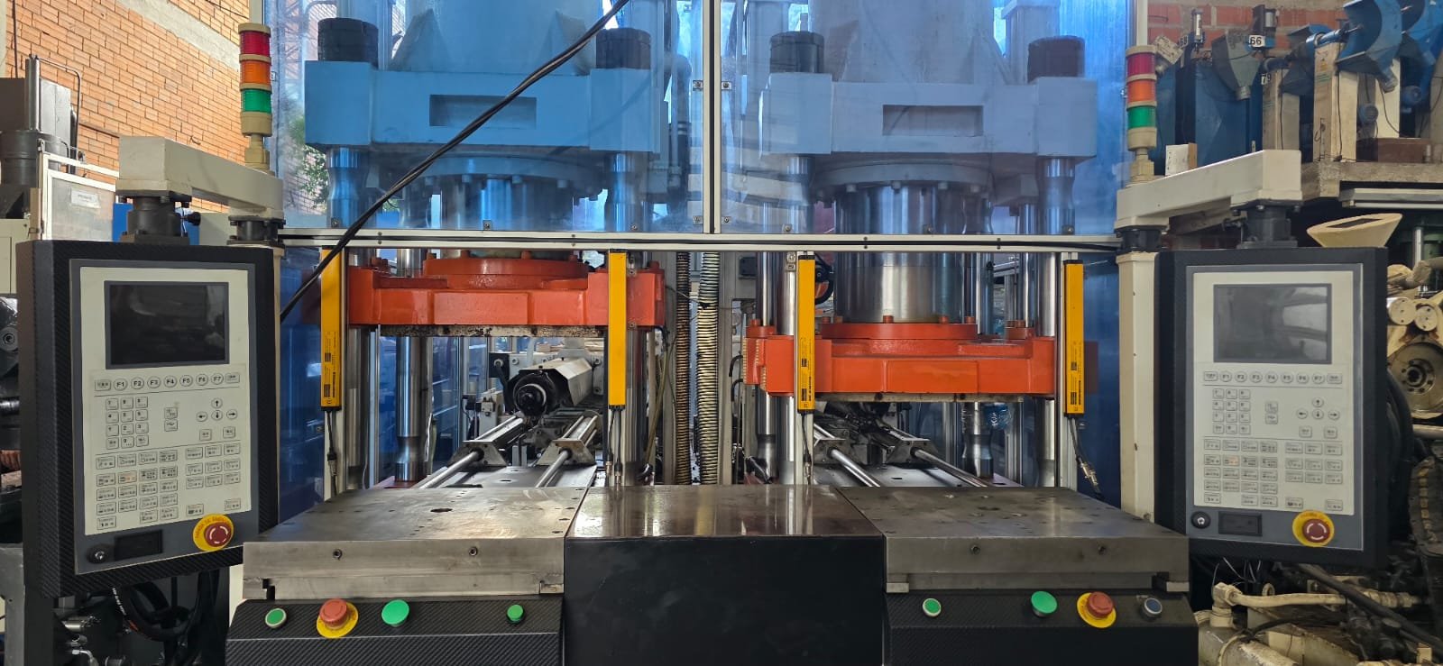 WhatsApp Image 2025-12-12 at 10.15.13 (4)